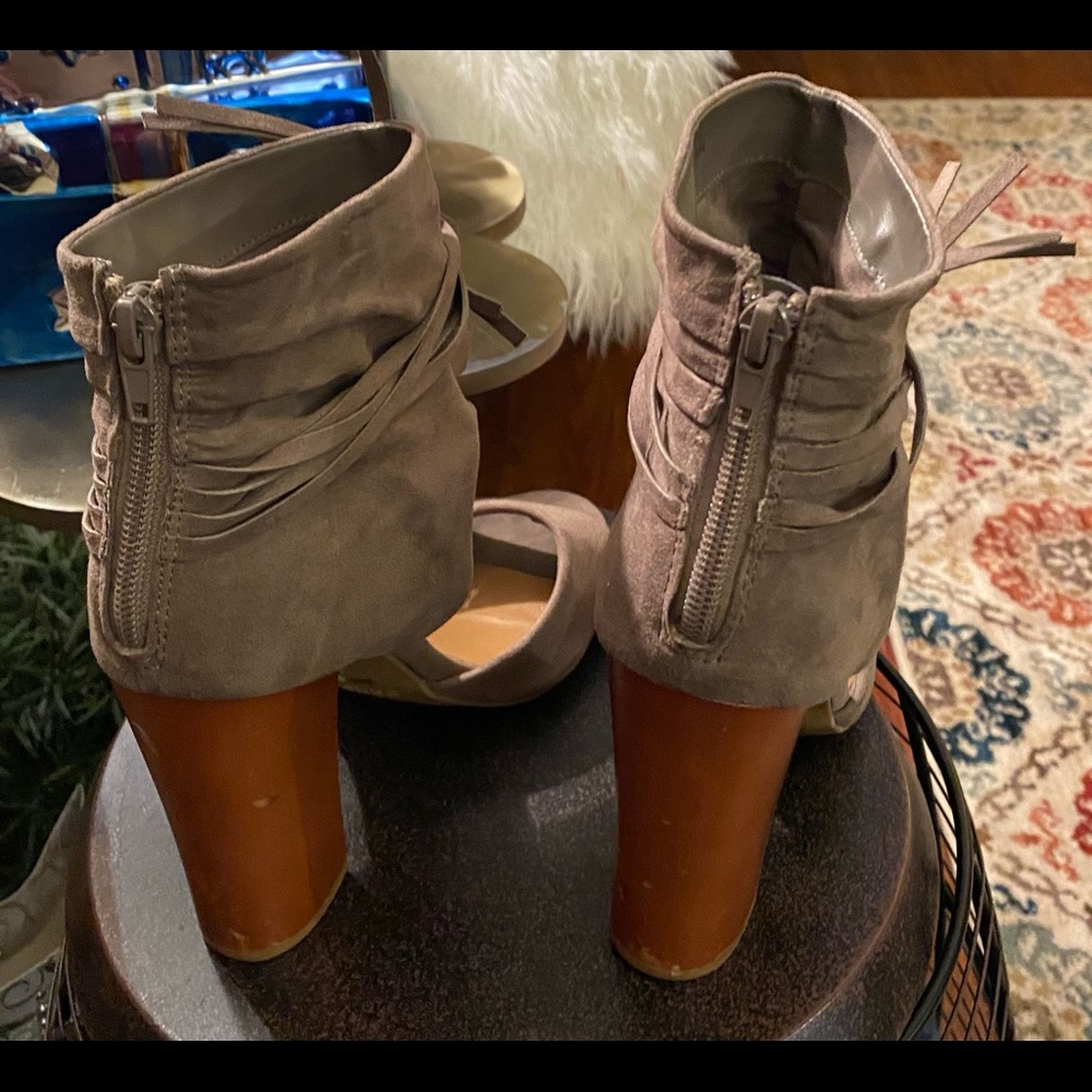 Taupe Heels - Picture 3 of 4